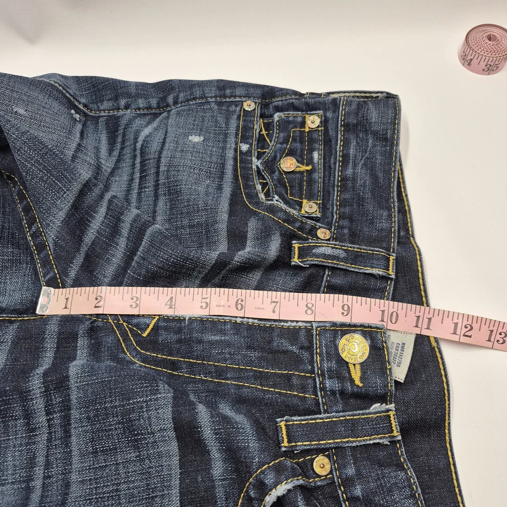 TRUE RELIGION Premium Vintage Skull & Roses Straight Jeans Women's  33 - Picture 14 of 16